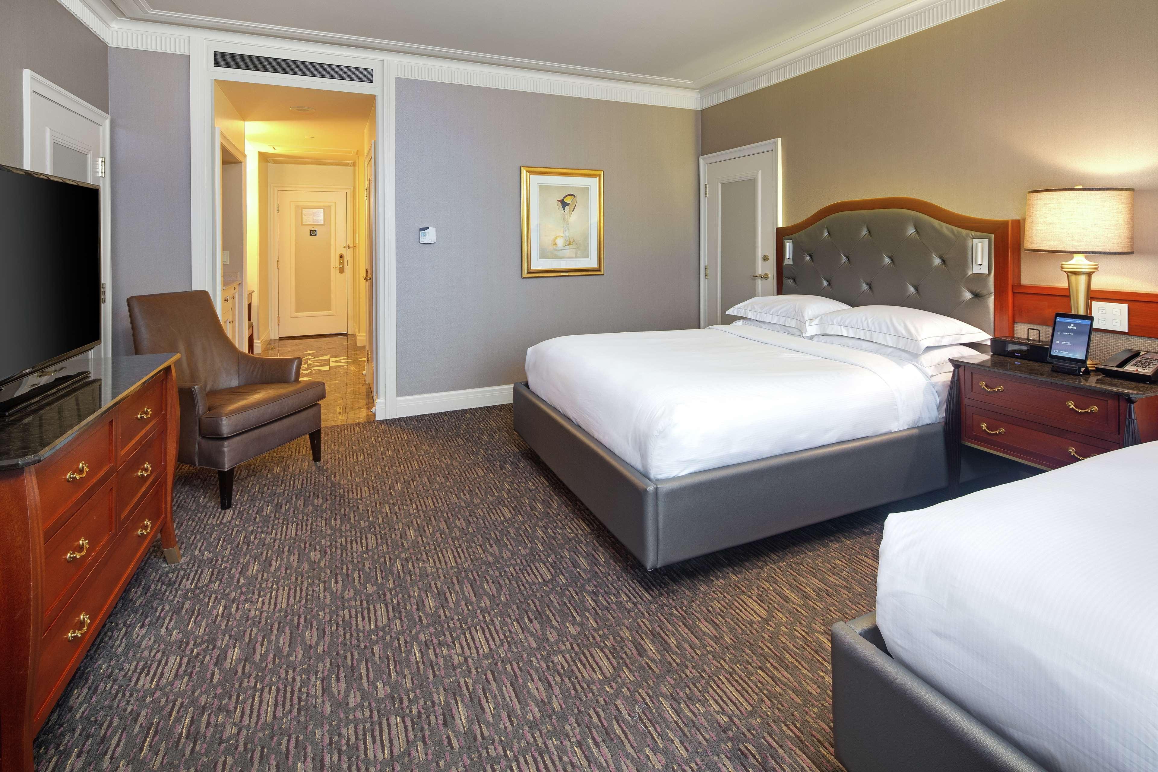 Hilton Lac-Leamy Gatineau Exterior photo