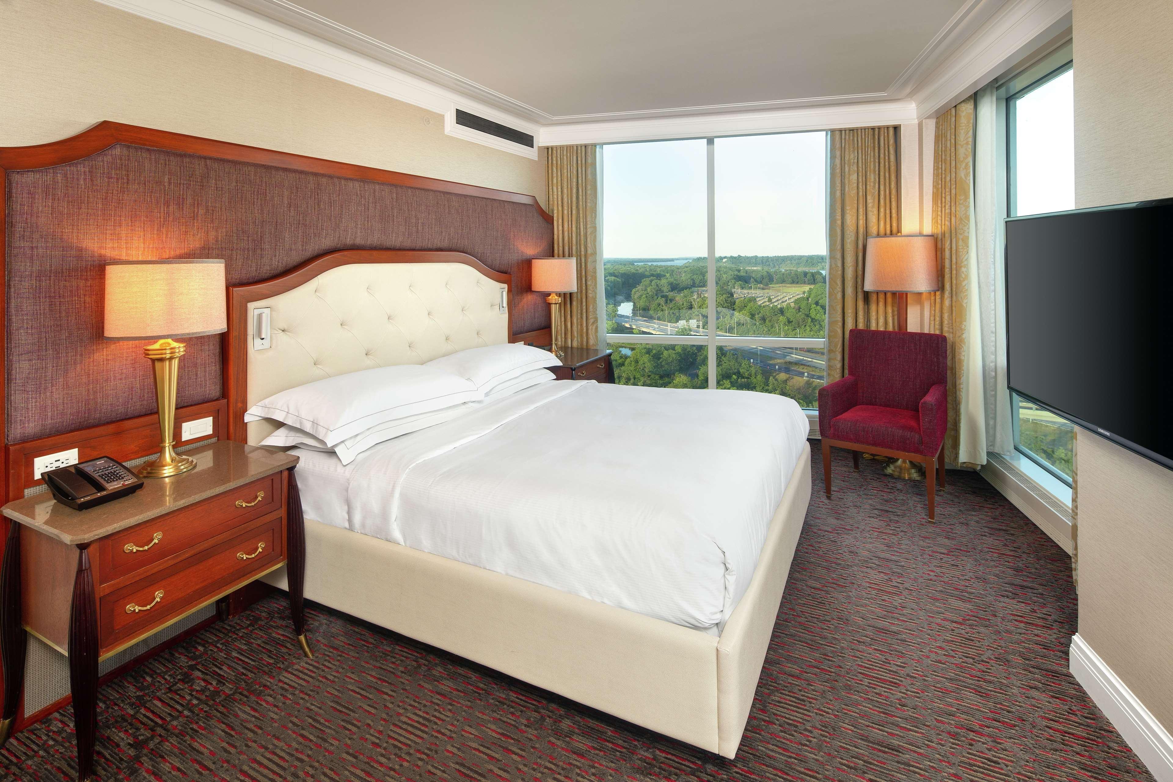 Hilton Lac-Leamy Gatineau Exterior photo