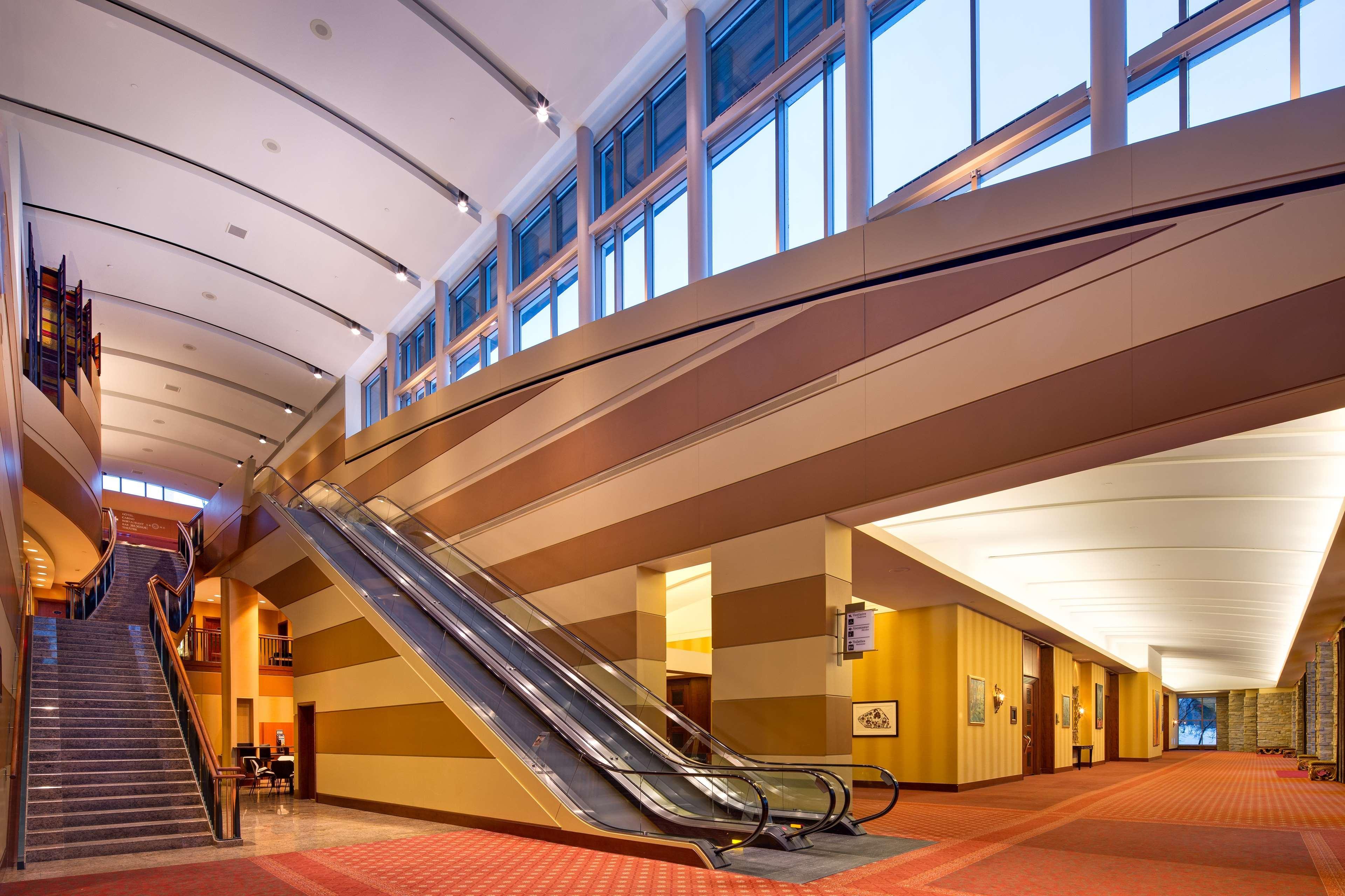 Hilton Lac-Leamy Gatineau Exterior photo
