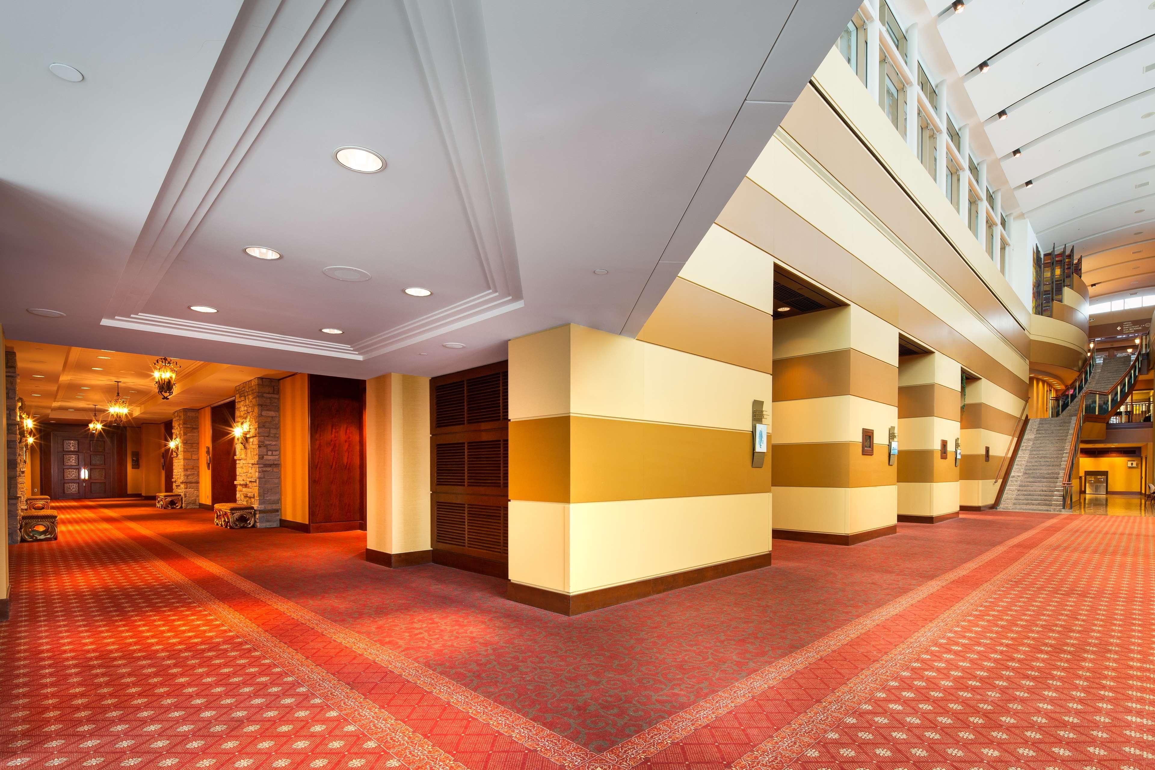 Hilton Lac-Leamy Gatineau Exterior photo