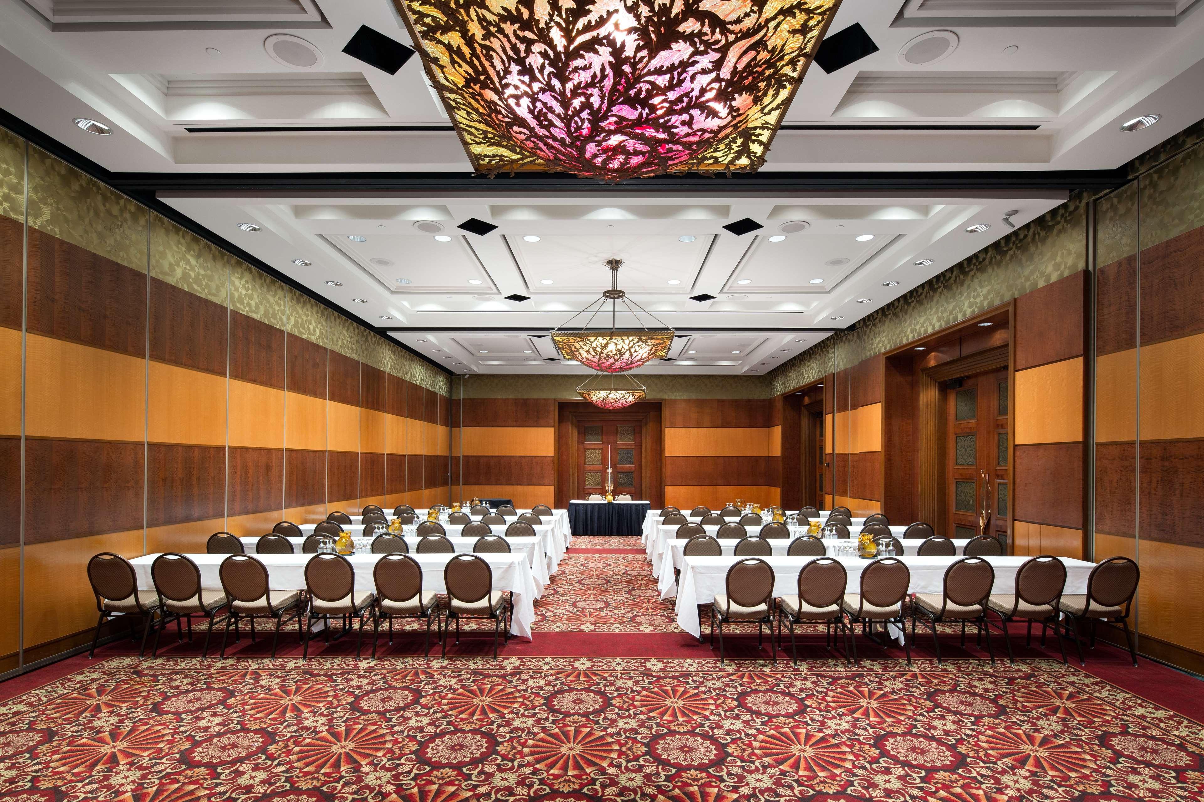 Hilton Lac-Leamy Gatineau Exterior photo