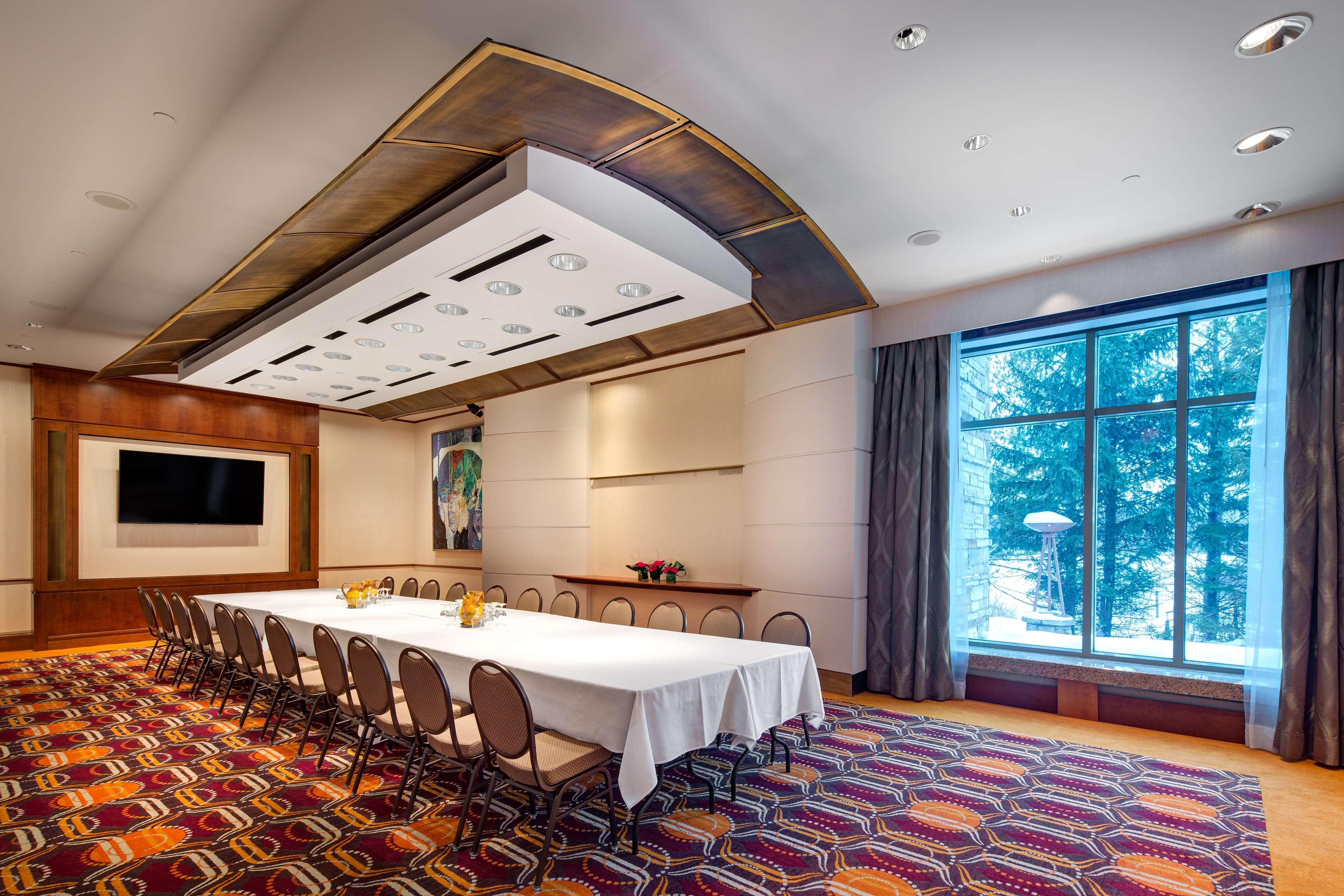 Hilton Lac-Leamy Gatineau Exterior photo