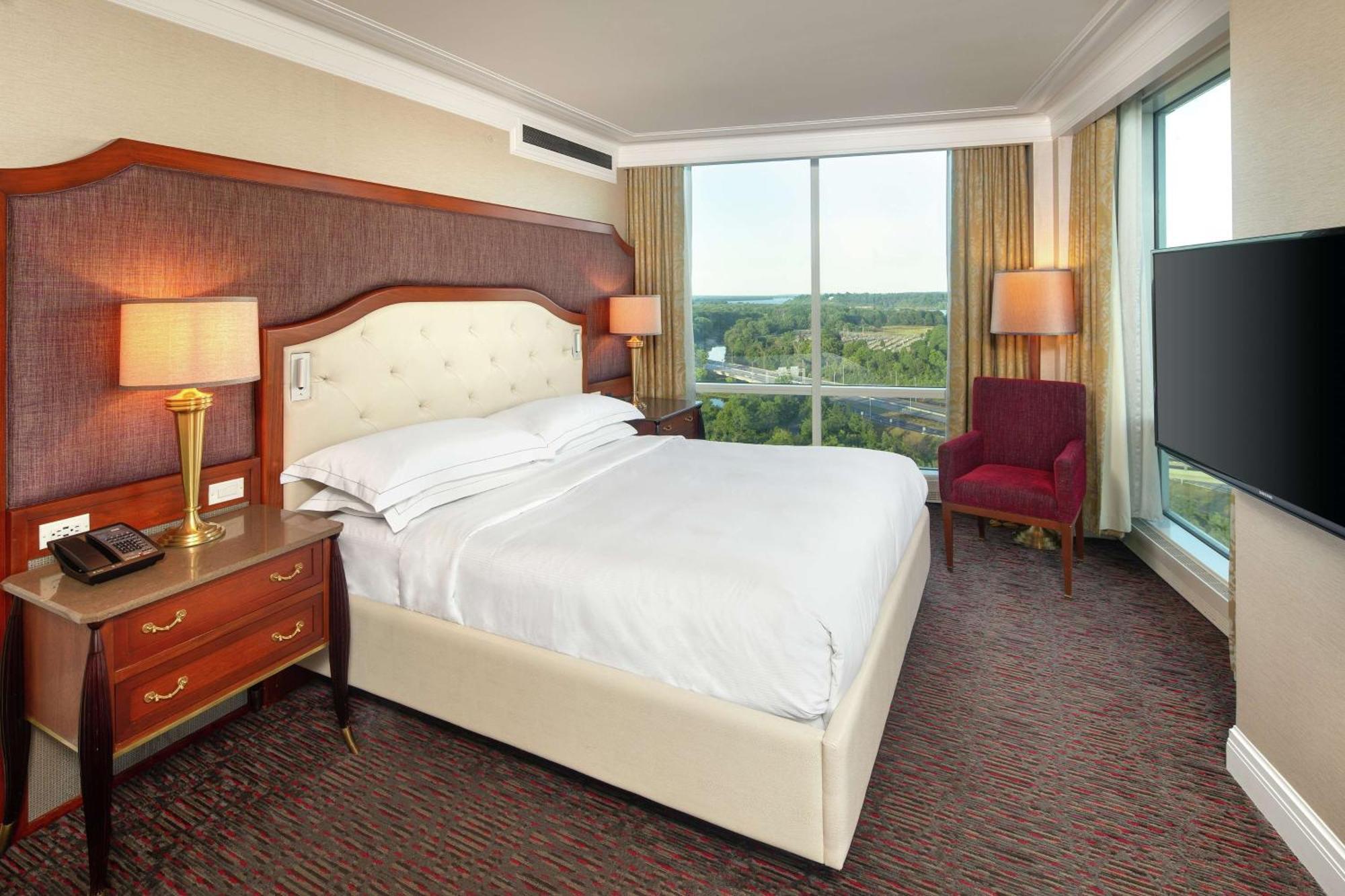 Hilton Lac-Leamy Gatineau Exterior photo