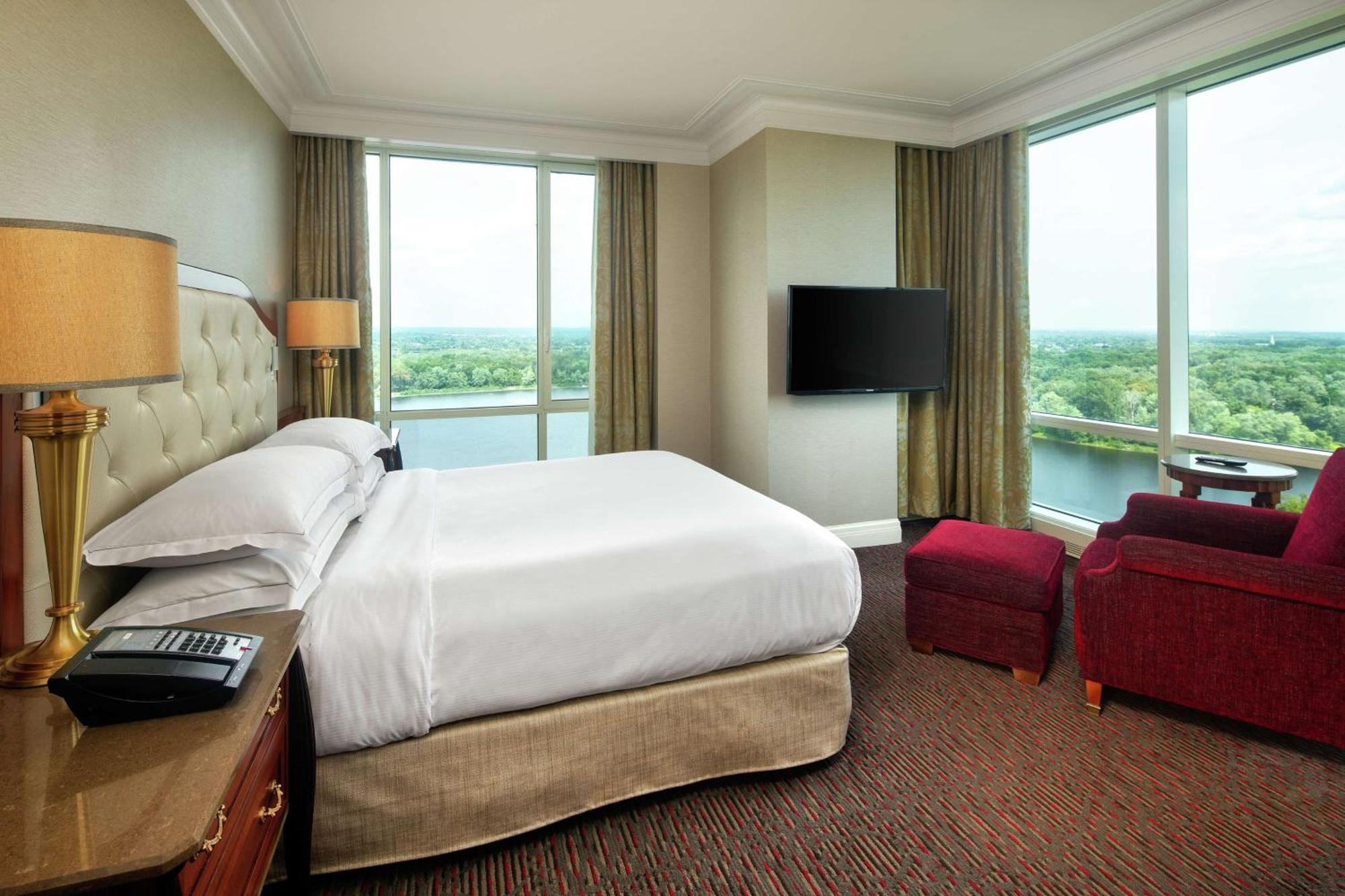 Hilton Lac-Leamy Gatineau Exterior photo