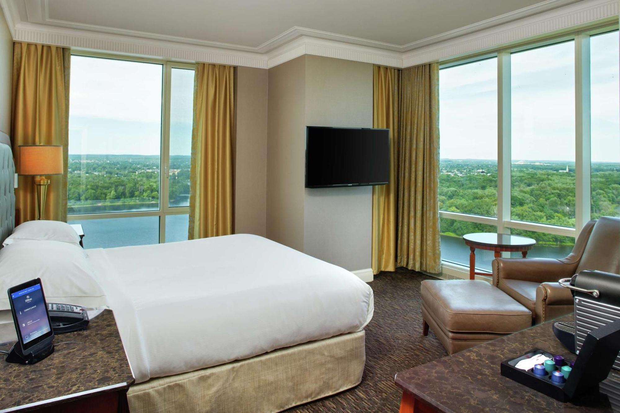 Hilton Lac-Leamy Gatineau Exterior photo